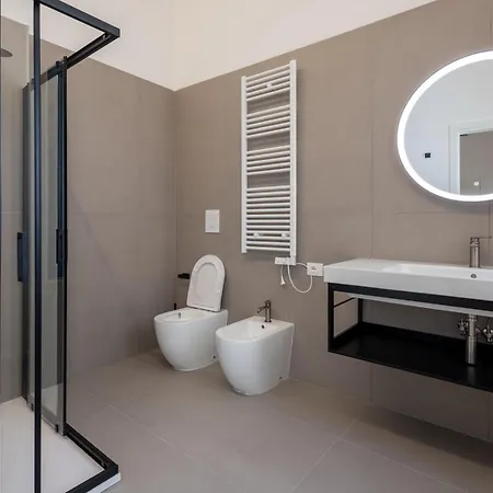 Palazzo Partenope 3 *
